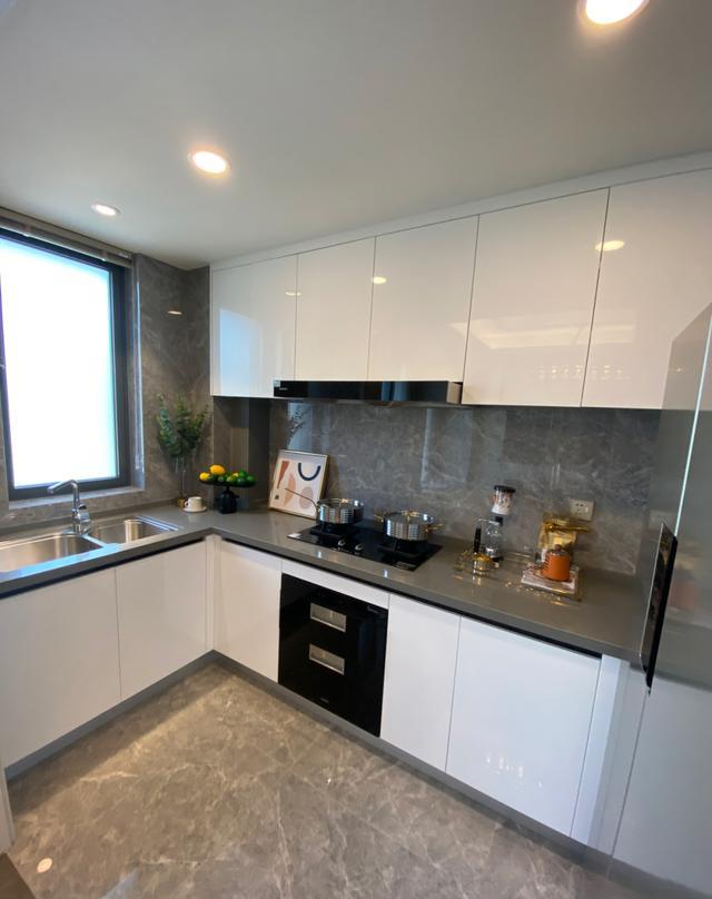 『』135平的四叶草户型，7米大阳台太喜欢了，特别满意女儿房装修