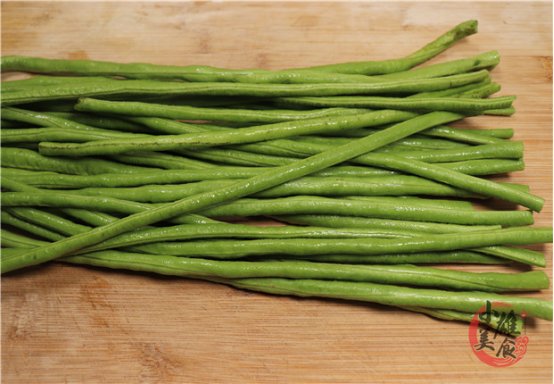 豆角|今天才知道，保存豆角原来这么简单，教你这一招，鲜嫩翠绿又不坏