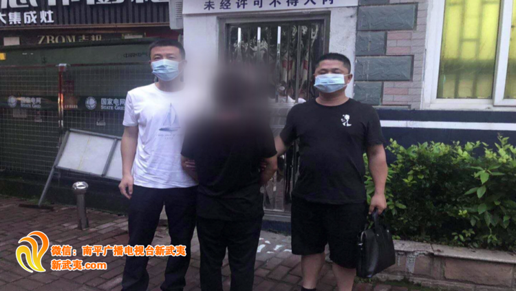 客服|“客服推荐给我的保健品竟然是毒品!”