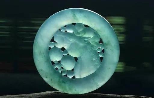 翡翠|又一种“假翡翠”悄悄溜进文玩市场，小心分辨，避免中招