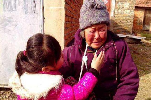 考试|“新型啃老”悄然兴起,多数父母不但没察觉,反而还称赞儿女孝顺