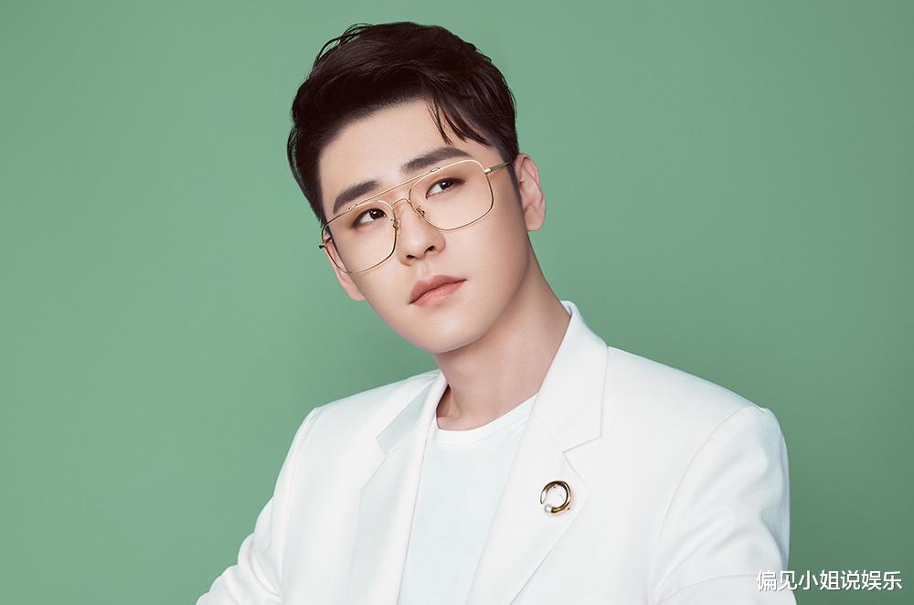 张云雷：德云社张云雷刚复出，就受到黑粉威胁预告，十天后给你来场大戏！