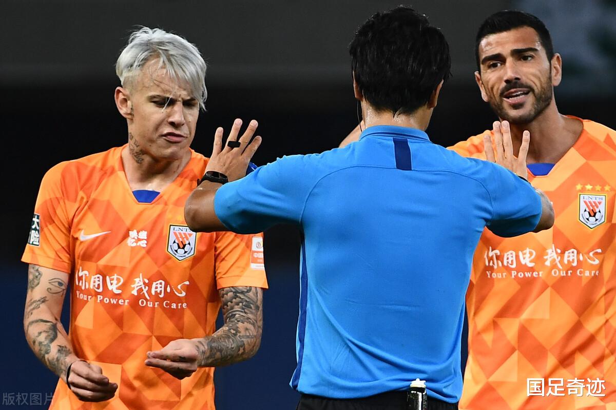 山东鲁能|一场好比赛被2人毁了！鲁能遭力挺，人民日报1句话再凸显无奈