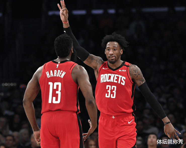 火箭队|490万轰33+3+3！火箭14分大逆转，哈登迎来最强帮手，3人一起爆发