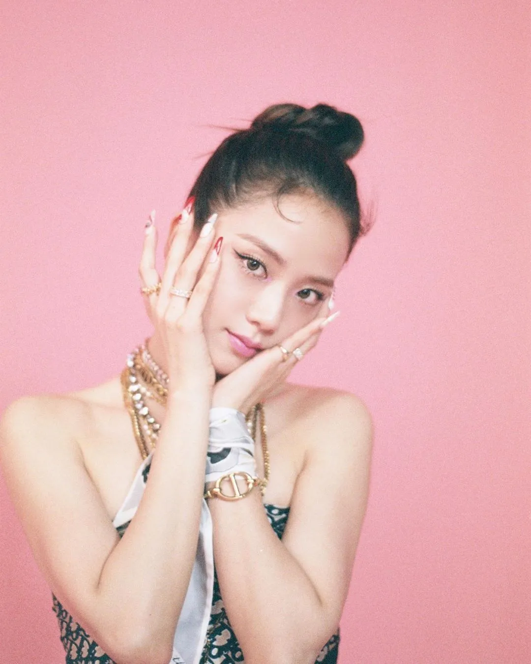 blackpink|BLACKPINK模仿A妹?新歌槽点比造型还多!