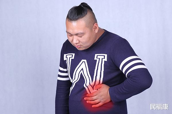 肝脏|肝怕4件事，喝酒排最后，前3件事，很多男性喜欢早上做