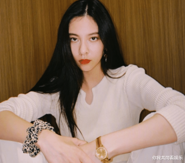 [宋妍霏]宋妍霏在跑男热舞时，所有男生都盯着她看，看到砂锅菜的反应我懵了