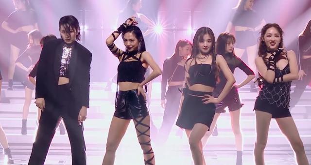 王霏霏|《乘风破浪》王霏霏遭宁静冷眼对待太尴尬,两人隐藏矛盾不可避免