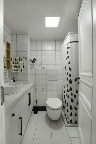 |套内30㎡的房子，要求很多也照样满足，有书房和衣帽间，功能齐全