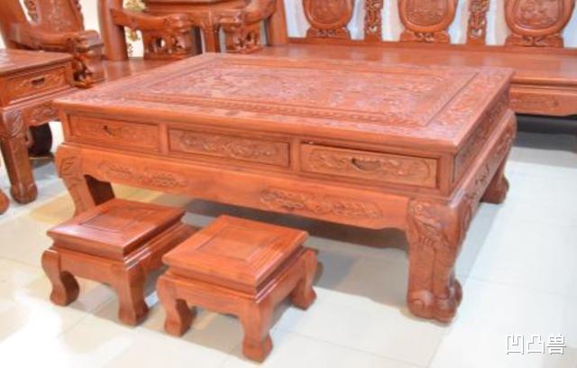 |老师傅破口痛骂：有钱猖狂就是傻，这16处装修纯属瞎胡闹！没用