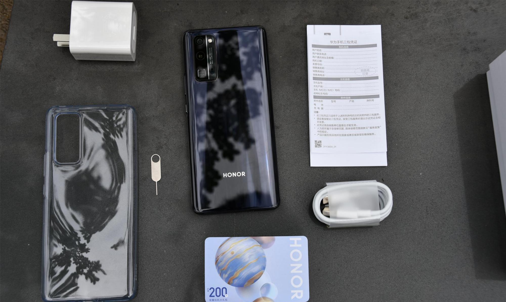 中国移动@中国移动彻底爆发了：38元+60GB流量+300分钟，网友：无套路！