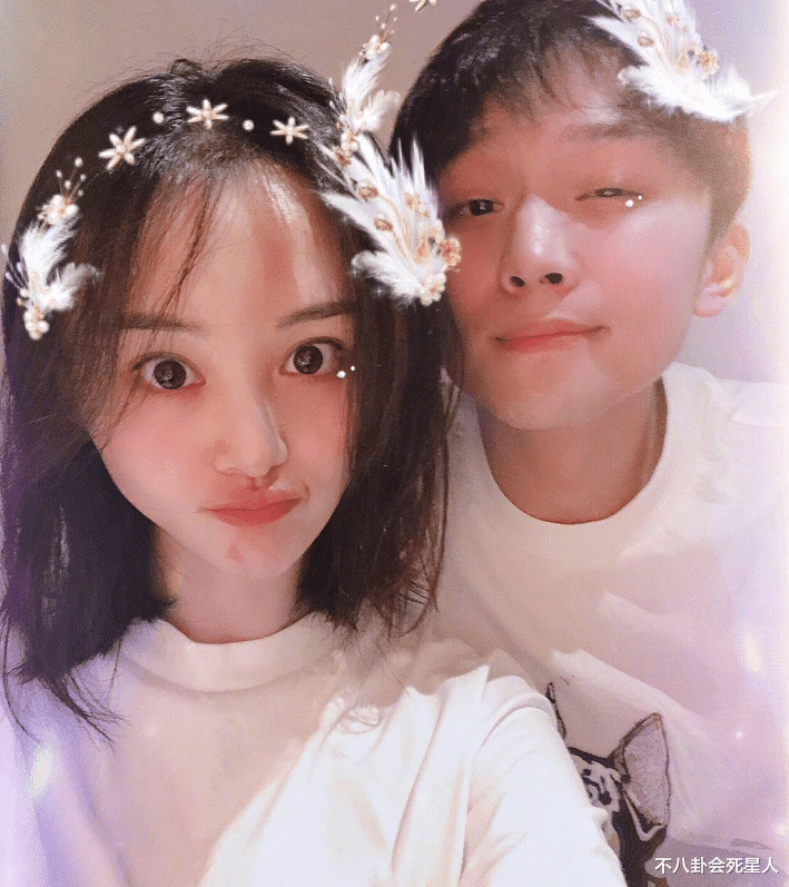 郑爽|郑爽被曝违规行为：用特权购上海两套房，爸爸豪车豹子号也有猫腻