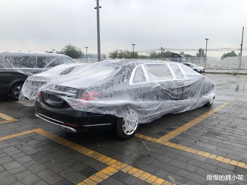 首輛2021款“邁巴赫S680”抵達北京車展，內飾奢華，外觀堪稱藝術品-圖3