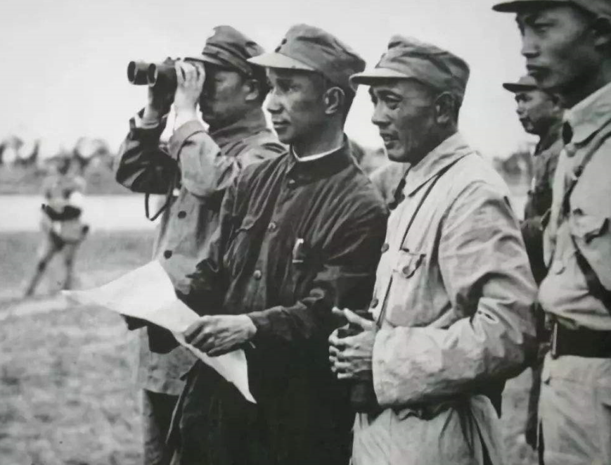 粟裕大将|1955年授衔后的十大元帅名单，让老蒋失落：没想到他落选了