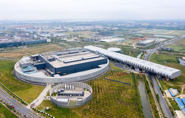 台积电▲台积电突然宣布重大决定！“赴美建厂”再添变数，特朗普始料未及