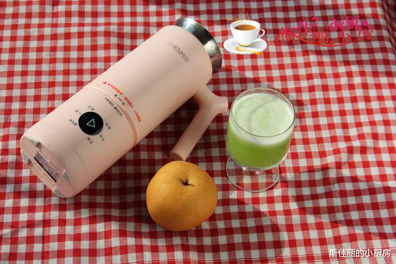 苦瓜▲1根苦瓜，1个梨，简单搅一搅，清肠排毒降脂，每天一杯甩掉一身膘