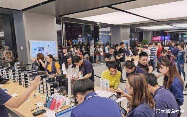 |华为销量跌落神坛，苹果更是不值一提，阿三的手机市场重整旗鼓