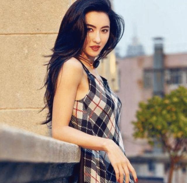 徐静蕾|娱乐圈“私生活”最乱女星,徐静蕾、巩俐上榜,她实力第一?