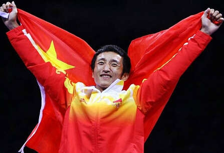 迈克·泰森▲他和泰森比谁强？