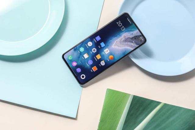 iQOO 5|找不到短板！iQOO 5开箱体验，这才是真正的“旗舰标杆”