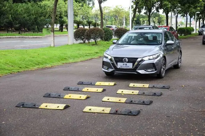 轮胎|性能、油耗、舒适性全面对比,全国销量Top 5轿车谁最强?