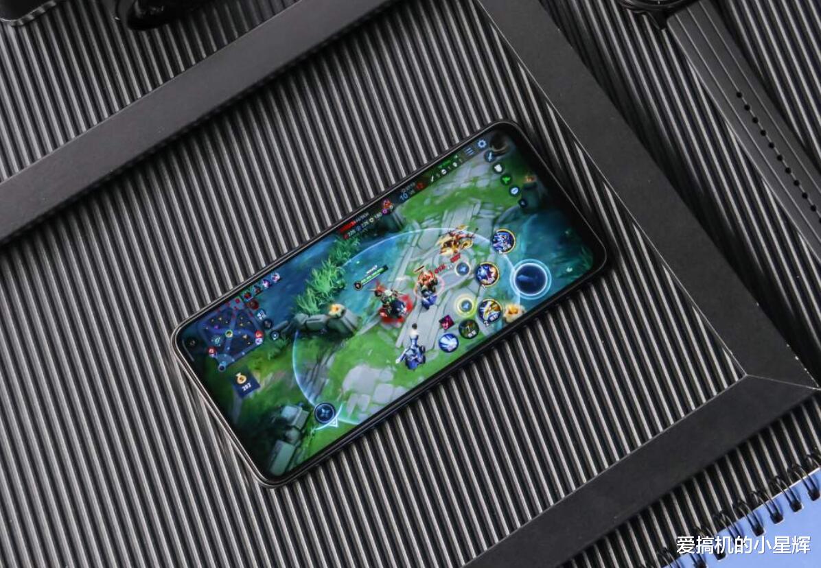 骁龙865|骁龙865+8+128GB+144Hz屏幕仅2398，红米K30S超强劲敌