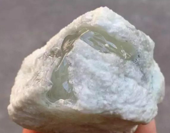 翡翠|高冰翡翠洁净如水！