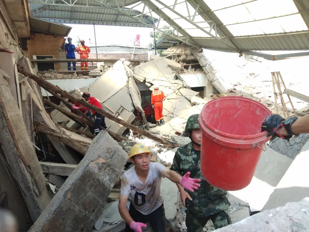 襄汾|多名亲历者讲述山西襄汾饭店坍塌细节 ，伤者亲属：谁也想不到，我们不怨谁