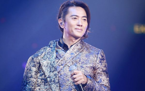 郑伊健|被封杀的郑伊健52岁依旧没解封，知道他当初做的事后，就明白了