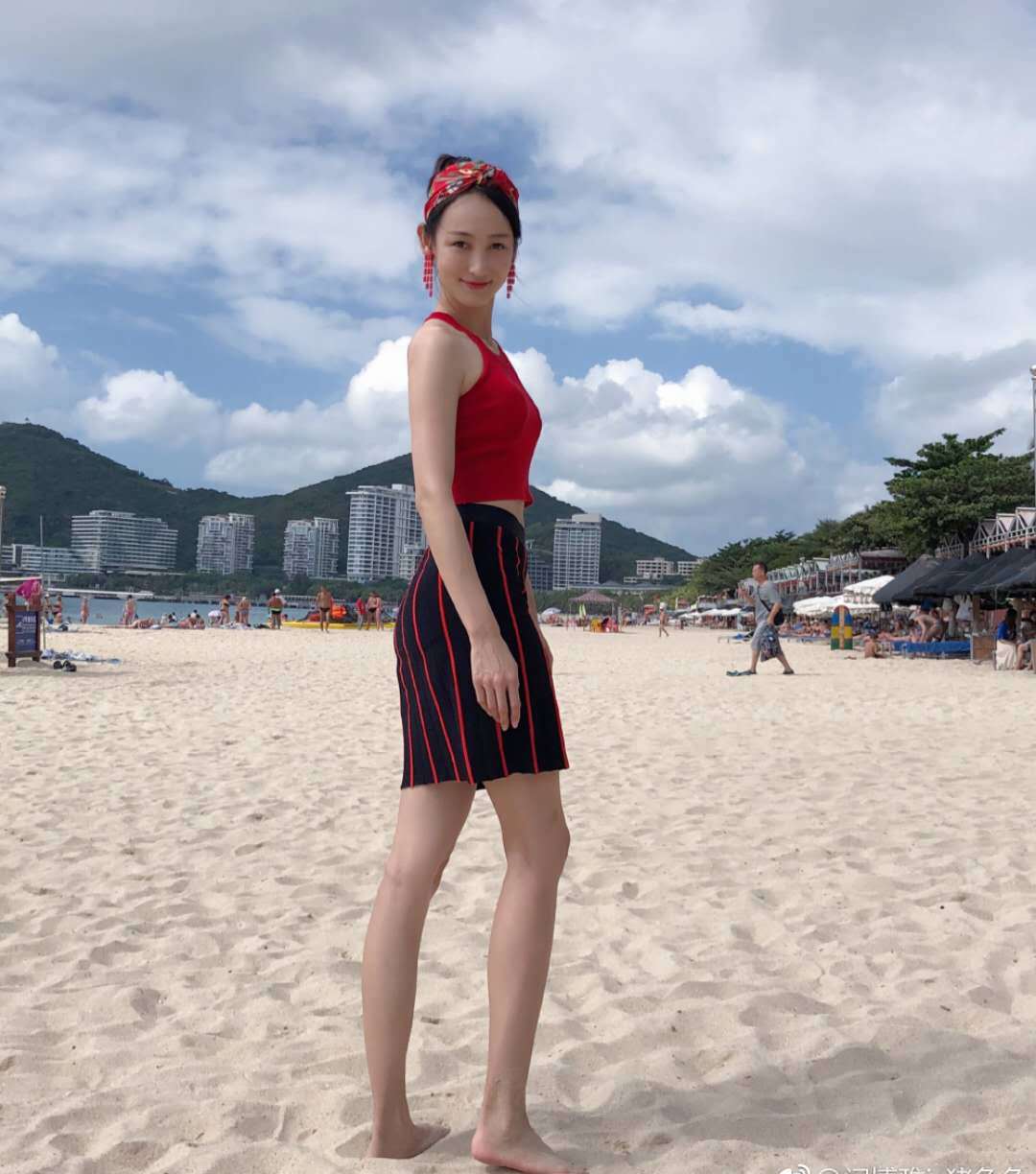 王皓|她是国乒太太团中最美的，嫁给国乒最帅队员，因穿着大胆被人熟知