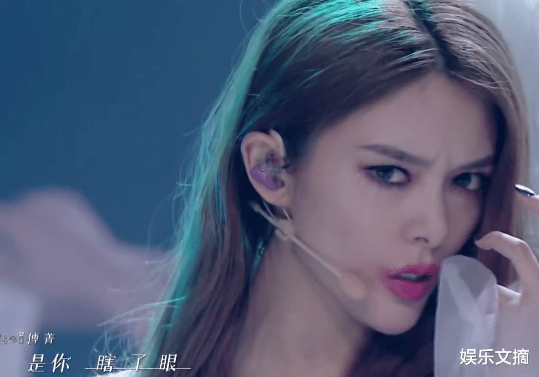 杨超越|火箭少女101跳婚纱舞，全员造型黑化，紫宁绝美，杨超越变了样