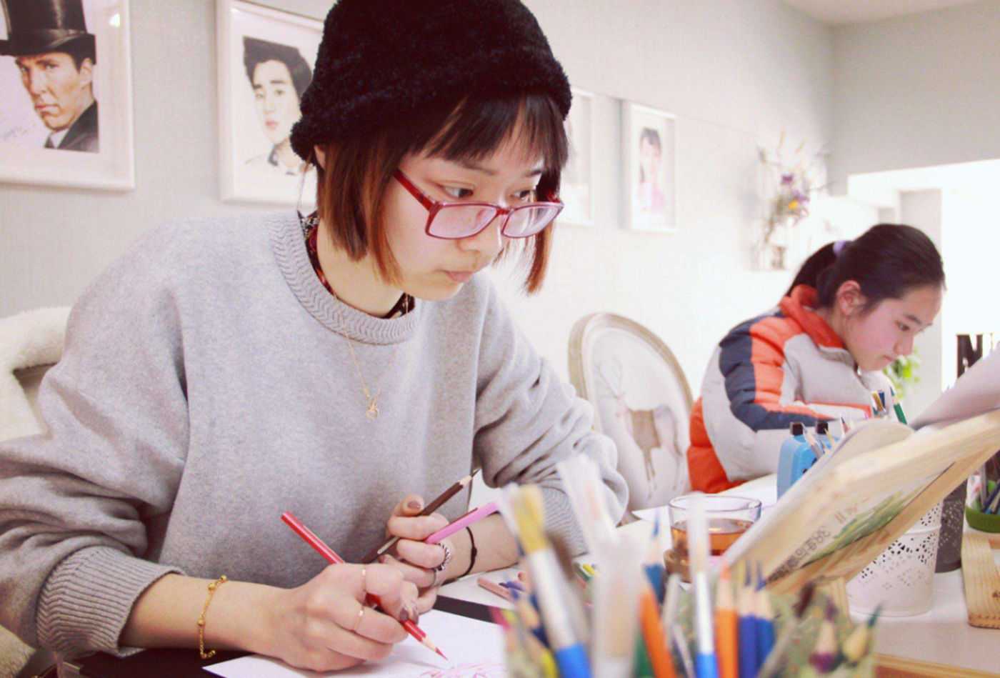 大学|大学“最烧钱”三大专业，普通家庭学生读不起，毕业找工作还很难