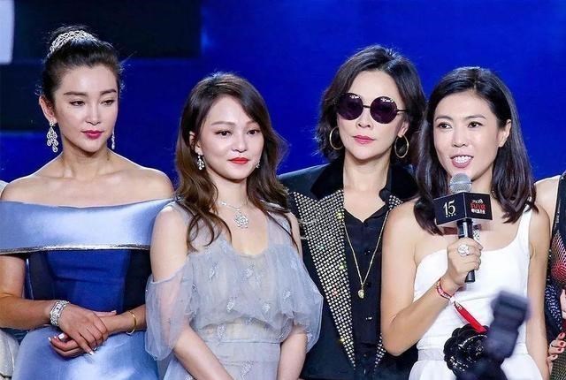 汪峰|郑爽这事，最惨的还是汪峰，第27次冲刺头条失败太好笑！