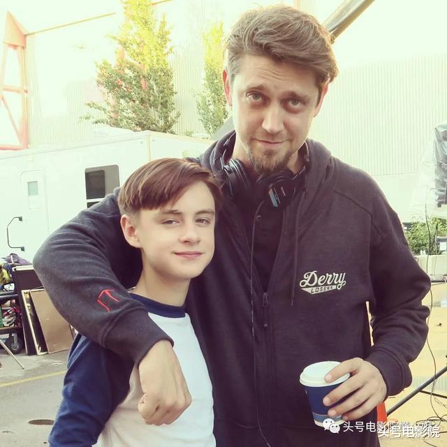 #首映#9分！激动！《复联4》首映一周年，美队新剧开播，隔空呼应钢铁侠