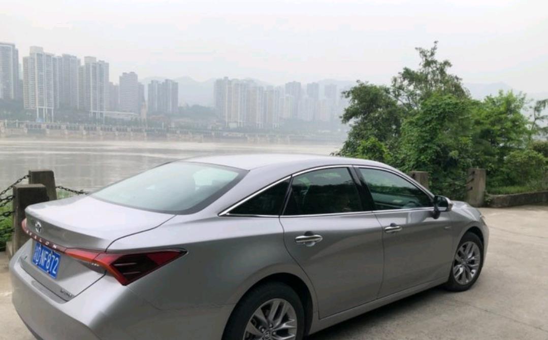 #大众汽车#丰田亚洲龙2.5L混动版提车记，大家看看这个价格买贵了吗？