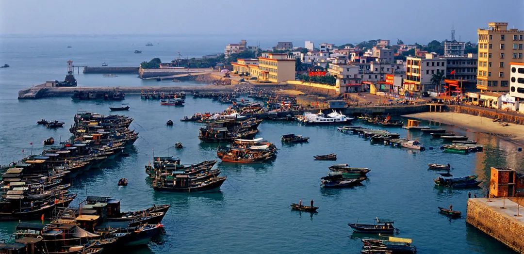 灵山|广西铁路加开列车啦！168趟“赶海”动车，只为带你参加这场盛会！