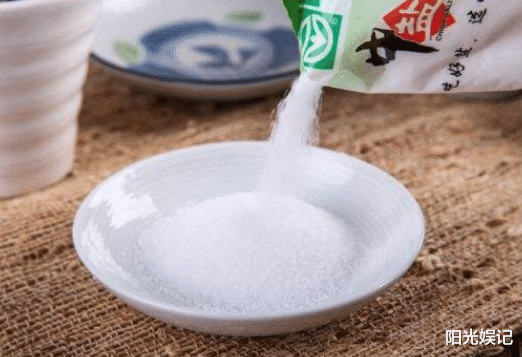 「面包」买盐，不管啥牌子，包装上看到这5个字，再贵也别买，都不是好盐