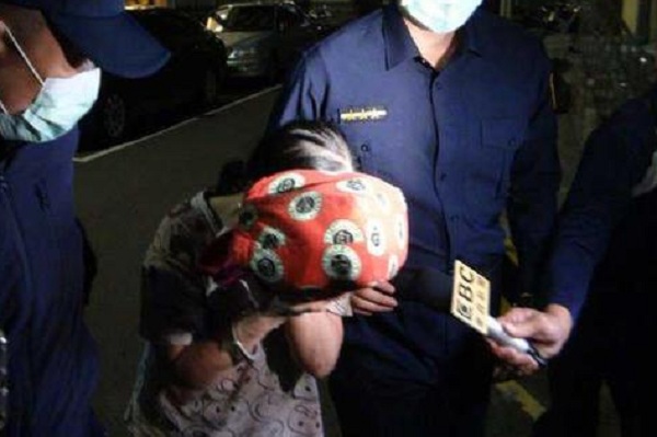 话晴空|怒！男童10指指甲被连根拔起，被外婆虐待半年后死亡