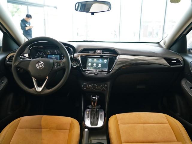 『别克凯越』6万出头配自动挡，比捷达皮实，4.7升油耗，关键还是合资车