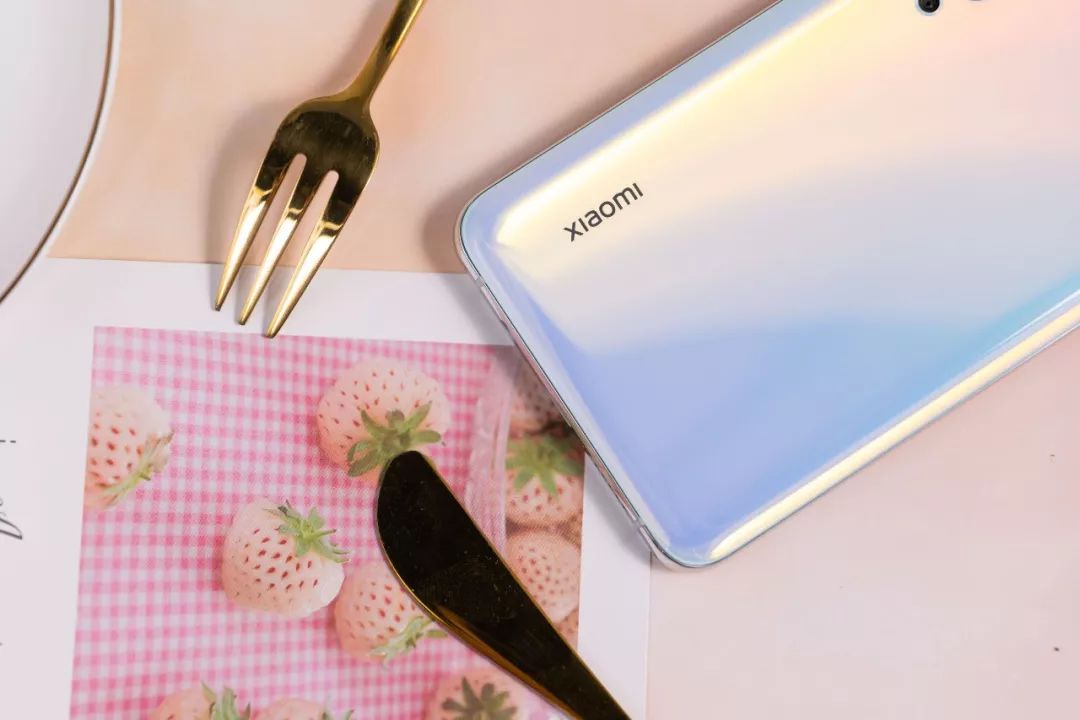 2000元以内的性价比神机，这3款值得推荐，性能强劲颜值高！