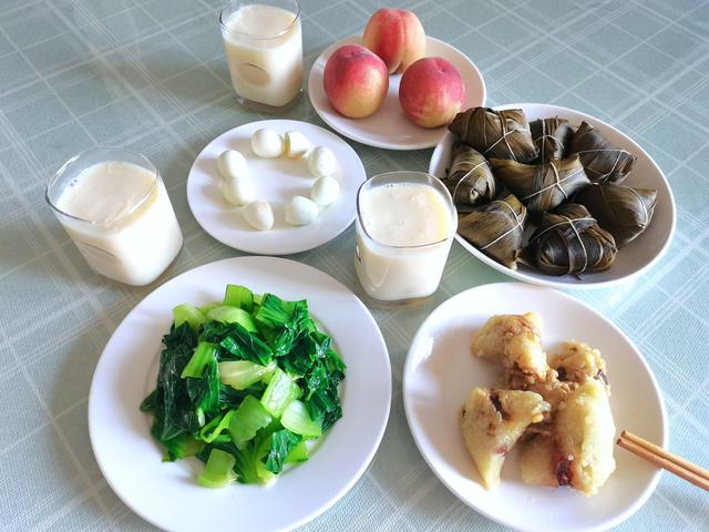 粽子|我家从不买早餐，每天自己做，品种多营养全，网友：比早餐店丰盛