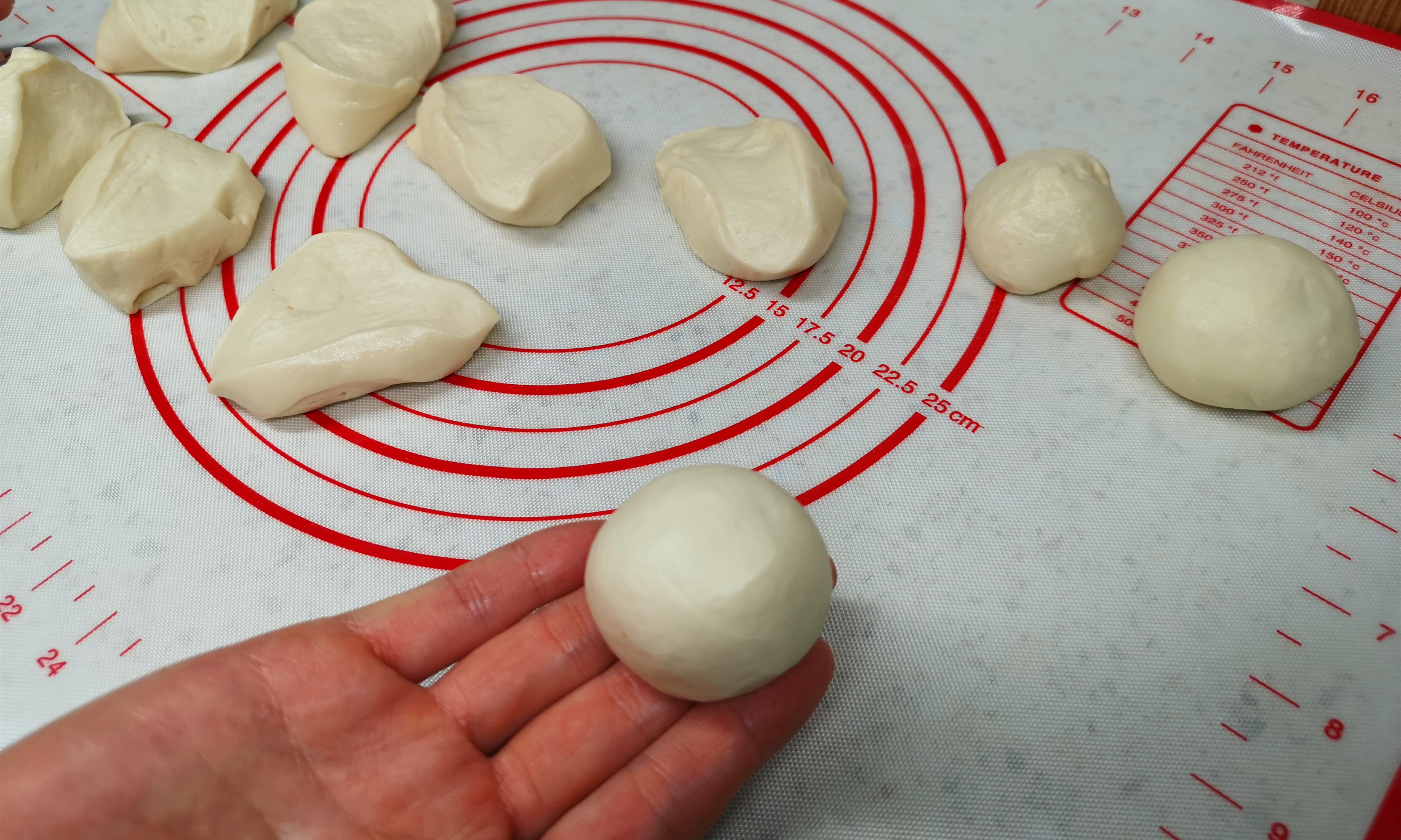 #手抓饼#烙饼时，有人抹油，有人烫面，老面点师傅：都不对，教你正确做法