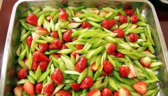 「阿里巴巴」“阿里巴巴”员工吃什么？冲着他们的食堂，进去洗厕所也愿意