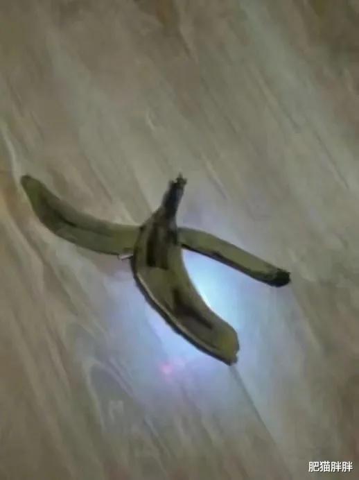 |“为啥高级宾馆的浴缸会有那么多的扶手?”网友神回复亮了!哈哈哈哈哈哈哈~