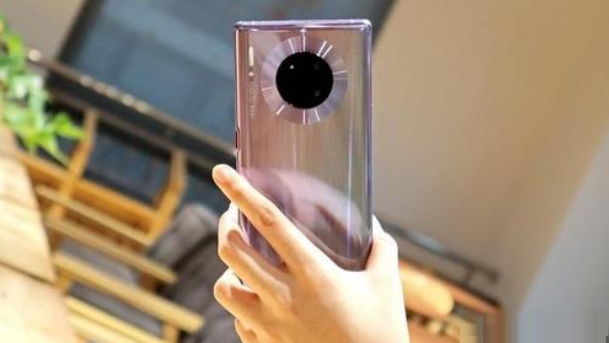 #华为mate30#上市短短8个月，价格从5799跌至3999，顶级华为沦为“跳水王”