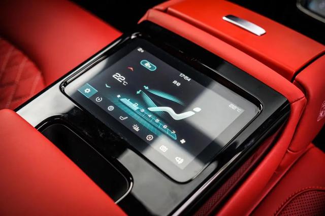 比亚迪汉|3.9秒破百!比亚迪汉不仅仅是堆料那么简单,细节太讲究,极精致