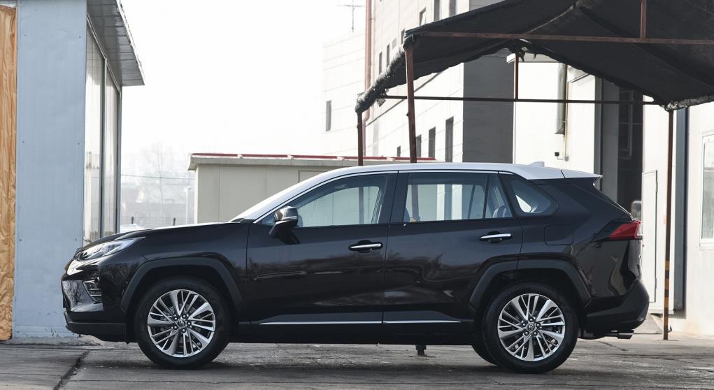 大众速腾|听了同事的建议，花24万提了辆丰田威兰达，车主：我想说句良心话