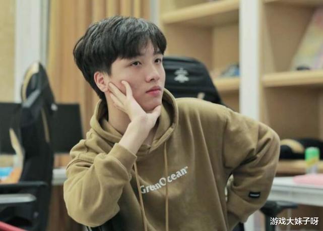 小龙堡|LPL最新转会消息，小龙堡确定转会，宁王惹众怒被IG抛弃