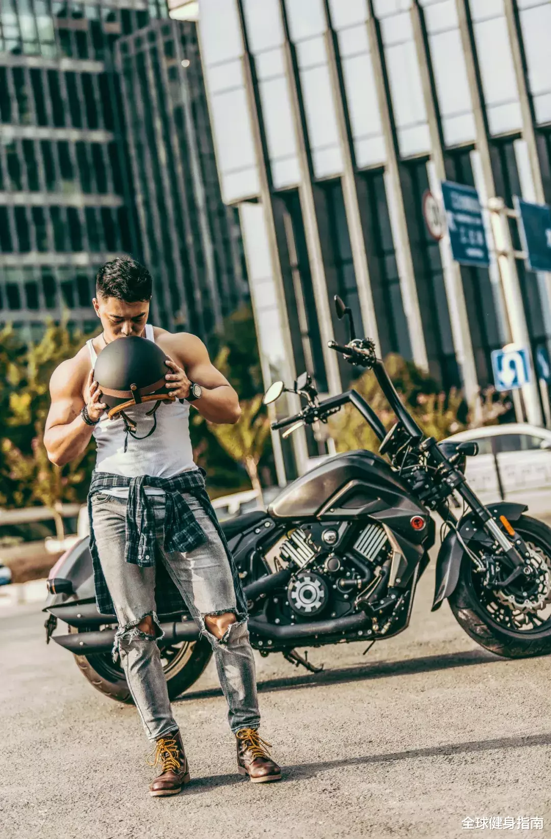 健身|26岁新疆余文乐!开挂的人生是何种体验?明明可以靠脸他偏不!