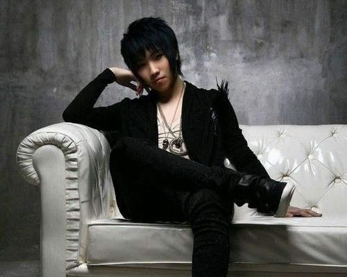 华语乐坛：华语乐坛20年回顾，繁华散去，只剩一江浑水，曾经的华语乐坛有多辉煌